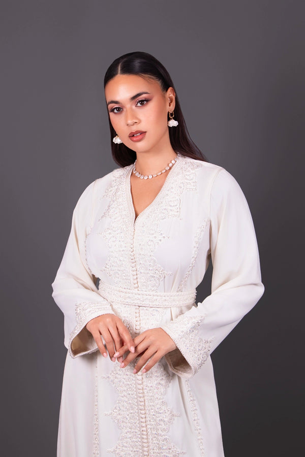 Caftan Patricia – Broderies Ton sur Ton & Perles Main | Caftan Marocain Femme
