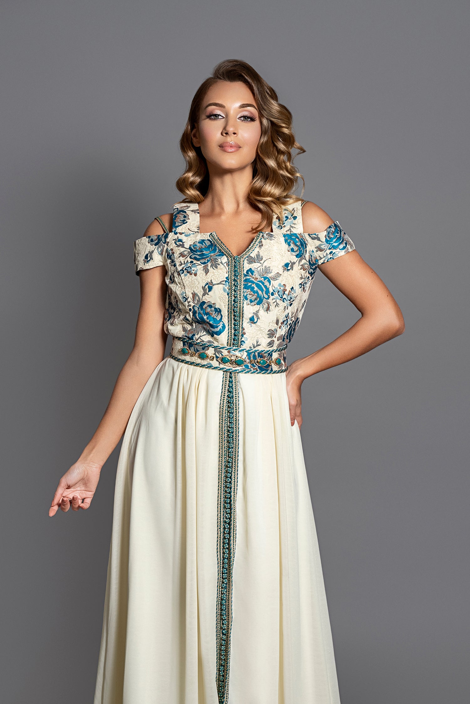 Robe caftan moderne en brocard imprimé mousseline léger pas cher